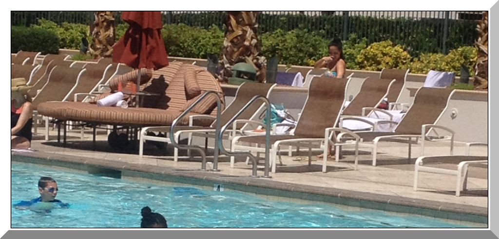 luxury_hotel_pool
