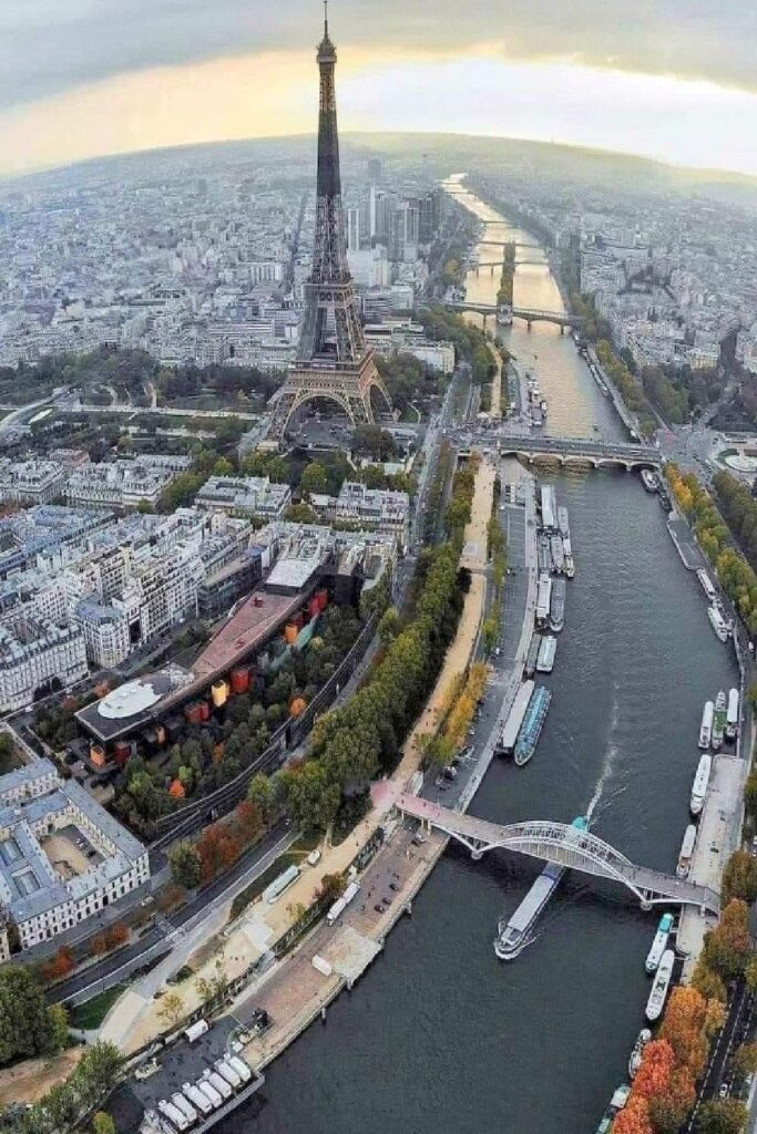 Romantic Paris Eiffel Tower